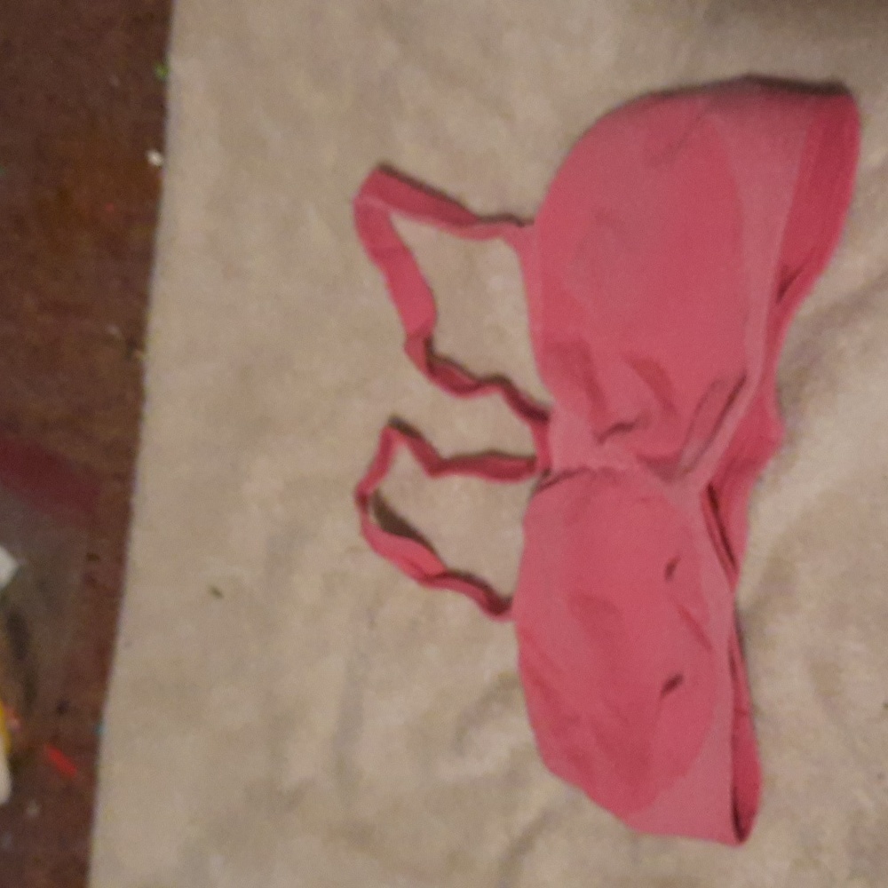 Bras - Picture 13 of 16